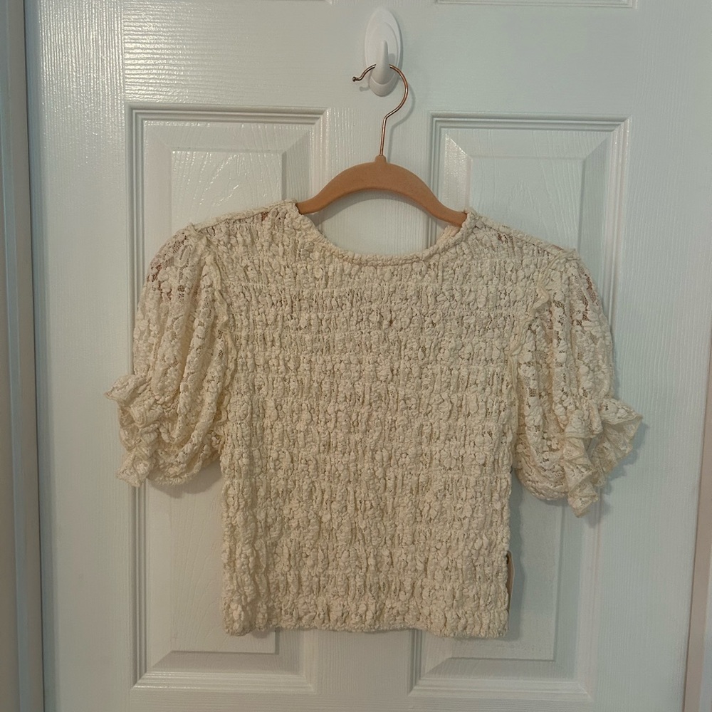 Coco+Jaimeson Cream Textured Top